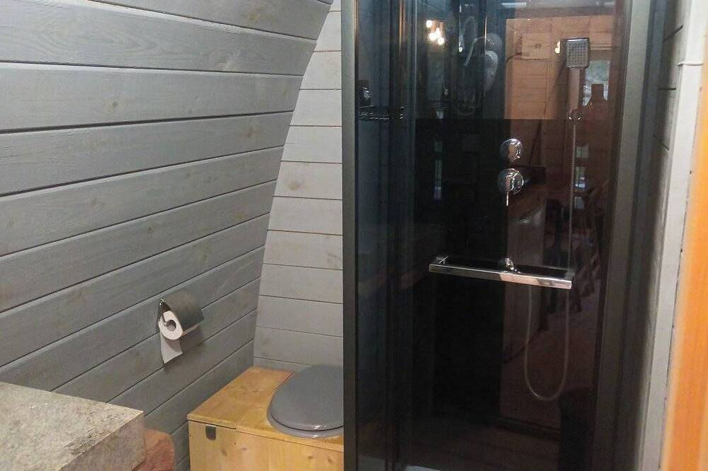 Gite atypique au cœur d'un élevage de chevaux:piscine,bain nordique,mini ferme. in Anjou, Région de Vienne