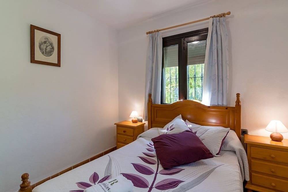 Casa Puente Palo Igualeja by Ruralidays in Igualeja, Province de Málaga