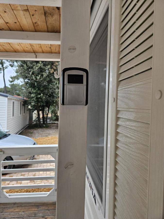 Camping für 6 Personen, mit Terrasse und Ausblick in Biograd na Moru - 4