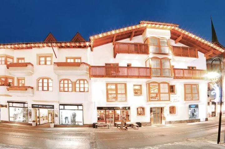 Chalet for 3 people, with Balcony and Sauna in Ischgl
