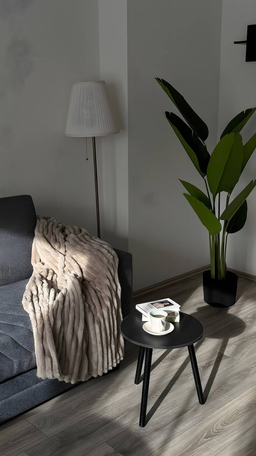 Ganze Wohnung, Apartment 'Rheinstay Business' mit privater Terrasse, Balkon und Wlan in Meiderich/Beeck, Duisburg