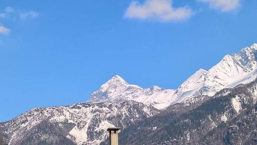 Appartamento per 4 persone, con Balcone e Panorama a Chiesa in Valmalenco
