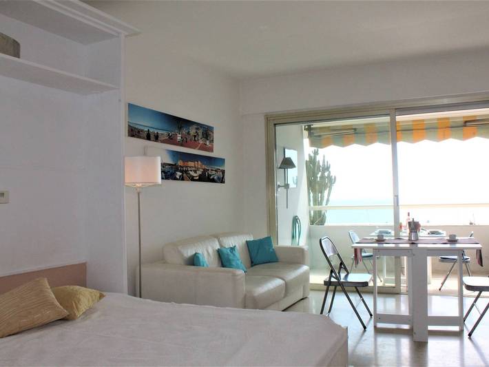 Gîte pour 4 personnes, avec terrasse dans Port Marina Baie des Anges - 4