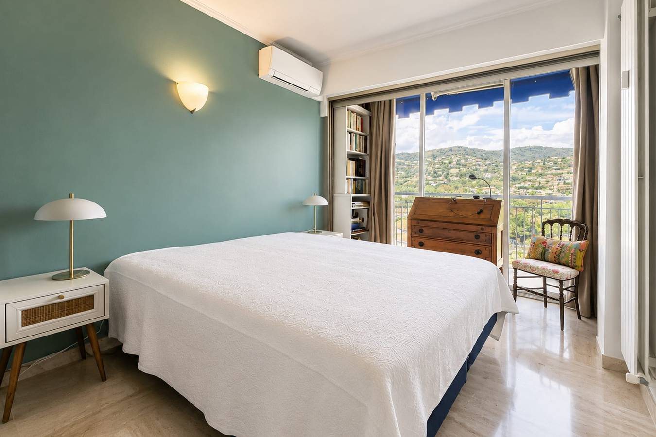 Geheel vakantieappartement, Apt 8 guests sea view & pool 10 minutes from Cannes in Mandelieu-la-Napoule, Massif de l'Esterel