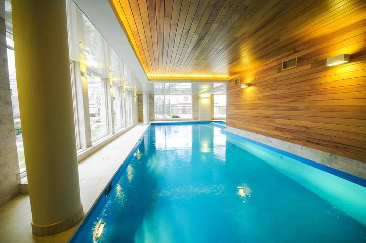 Ferienwohnung für 5 Personen, mit Balkon und Pool in Halbinsel Hel