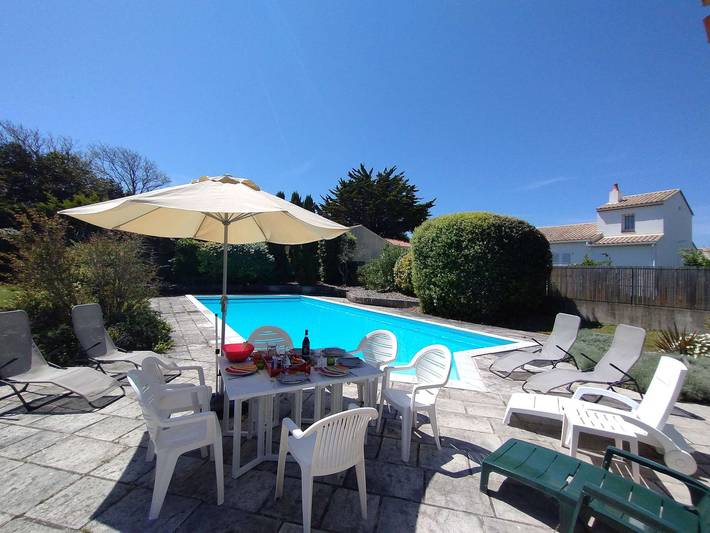 Villa pour 8 personnes, avec piscine et terrasse, adapté aux familles à Saint-Hilaire-de-Riez