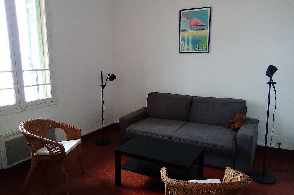 Appartement entier, Appartement à 200m des plages in Toulon, Région de Toulon