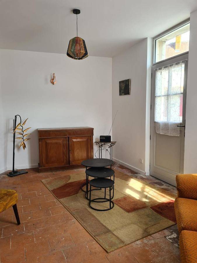Location de vacances pour 5 personnes, avec Terrasse ainsi que Jardin et Vue à Genillé