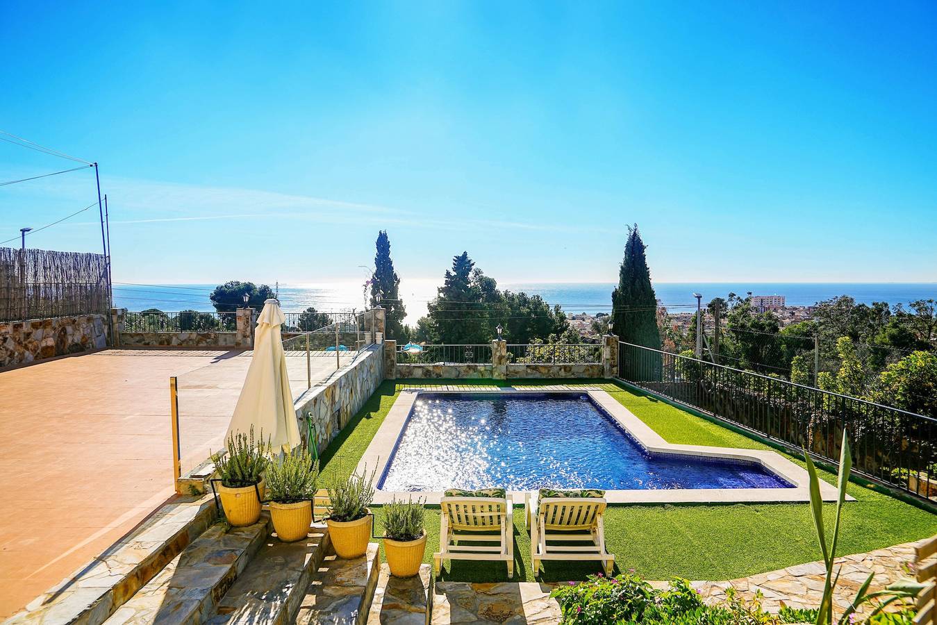 Ferienhaus 'Villa Mar' mit Meerblick, privatem Pool und Wlan in el Masnou, Costa del Maresme