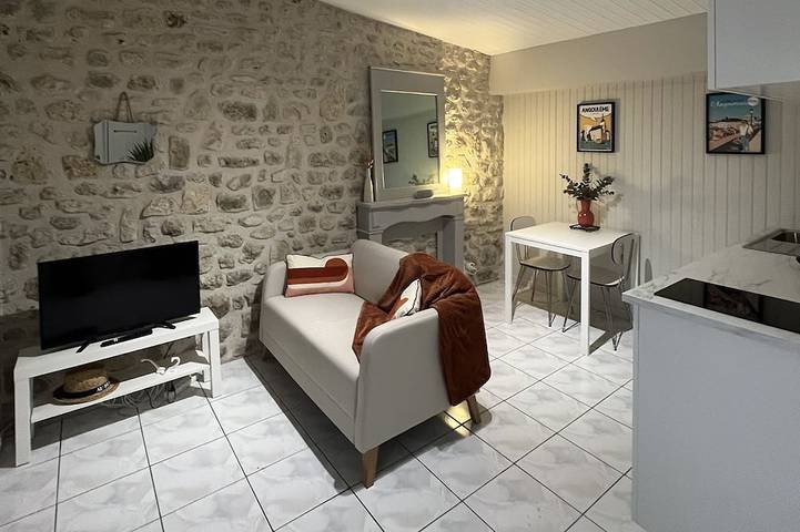 Location de vacances pour 2 personnes, avec Terrasse à Champniers