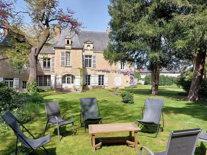 Alojamiento y desayuno para 2 personas, con vistas además de jardín y terraza - 1