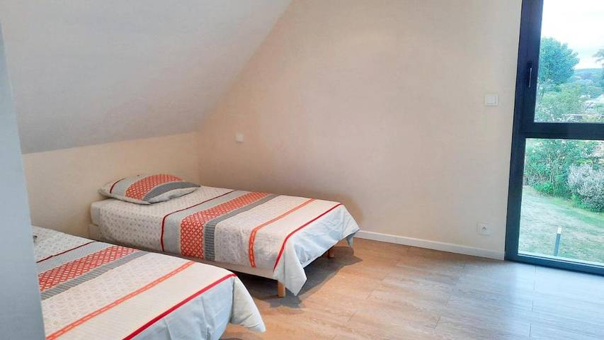 Gîte pour 4 personnes, avec Jardin dans Plage du Port Morvan - 3