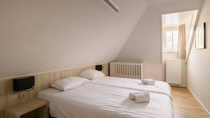 Ferienhaus für 10 Personen, mit Pool und Garten sowie Whirlpool