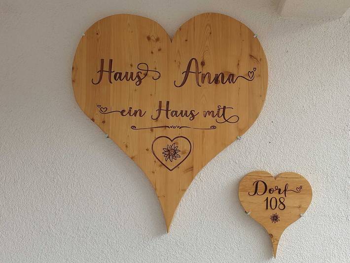 Ganze Ferienwohnung, Haus Anna - Ein Haus mit Herz - Ferienwohnung Edelweiss im Haus Anna. in Kaunergrat, Fließ