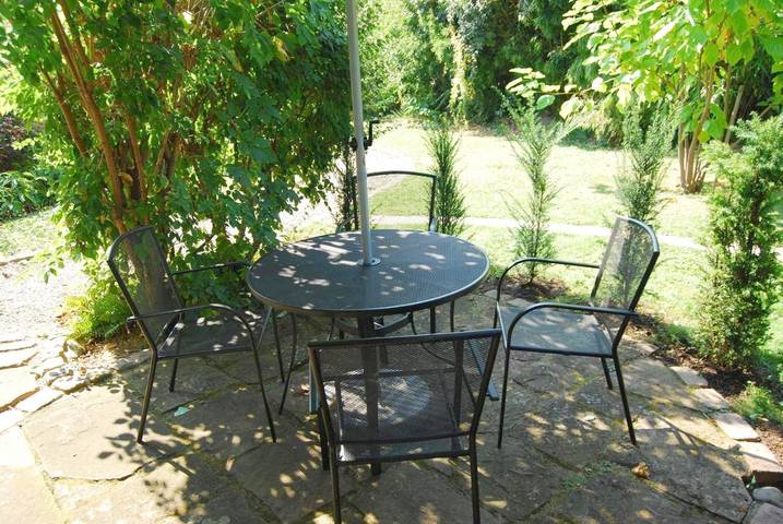 Location de vacances pour 4 personnes, avec terrasse ainsi que vue et jardin à Eguisheim - 3
