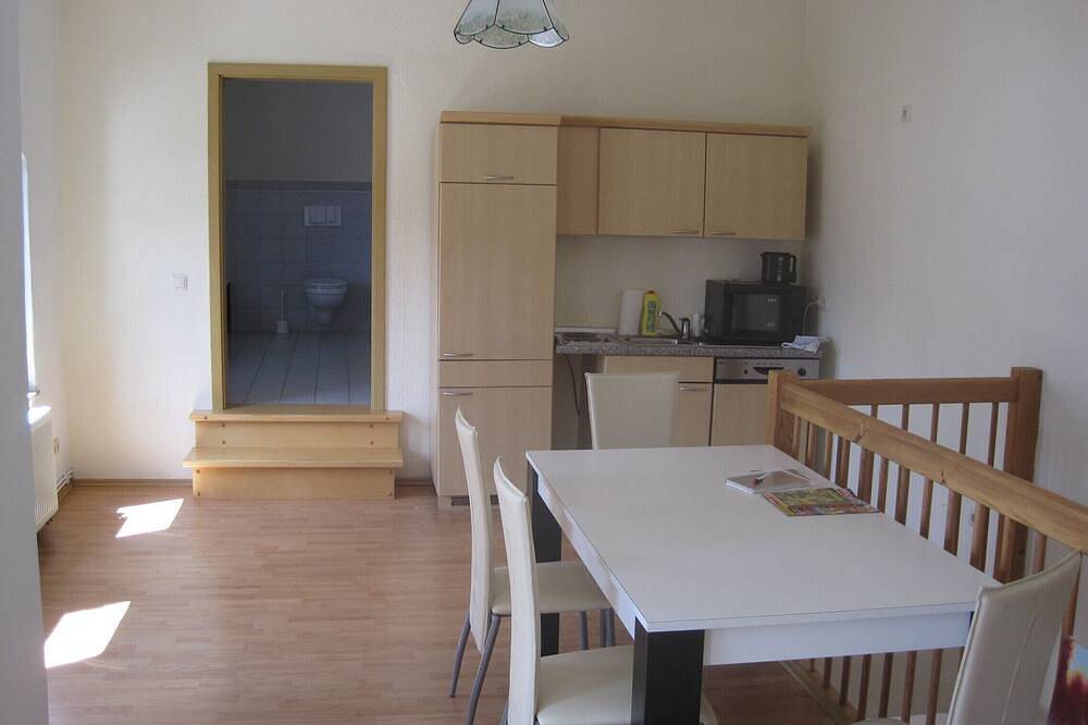 Ganze Wohnung, Elbe, Saale, Angeln, Radtouren, Baden, Wörlitz, Dessau, Bauhaus, Elberadweg in Gommern, Elbe-Börde-Heide