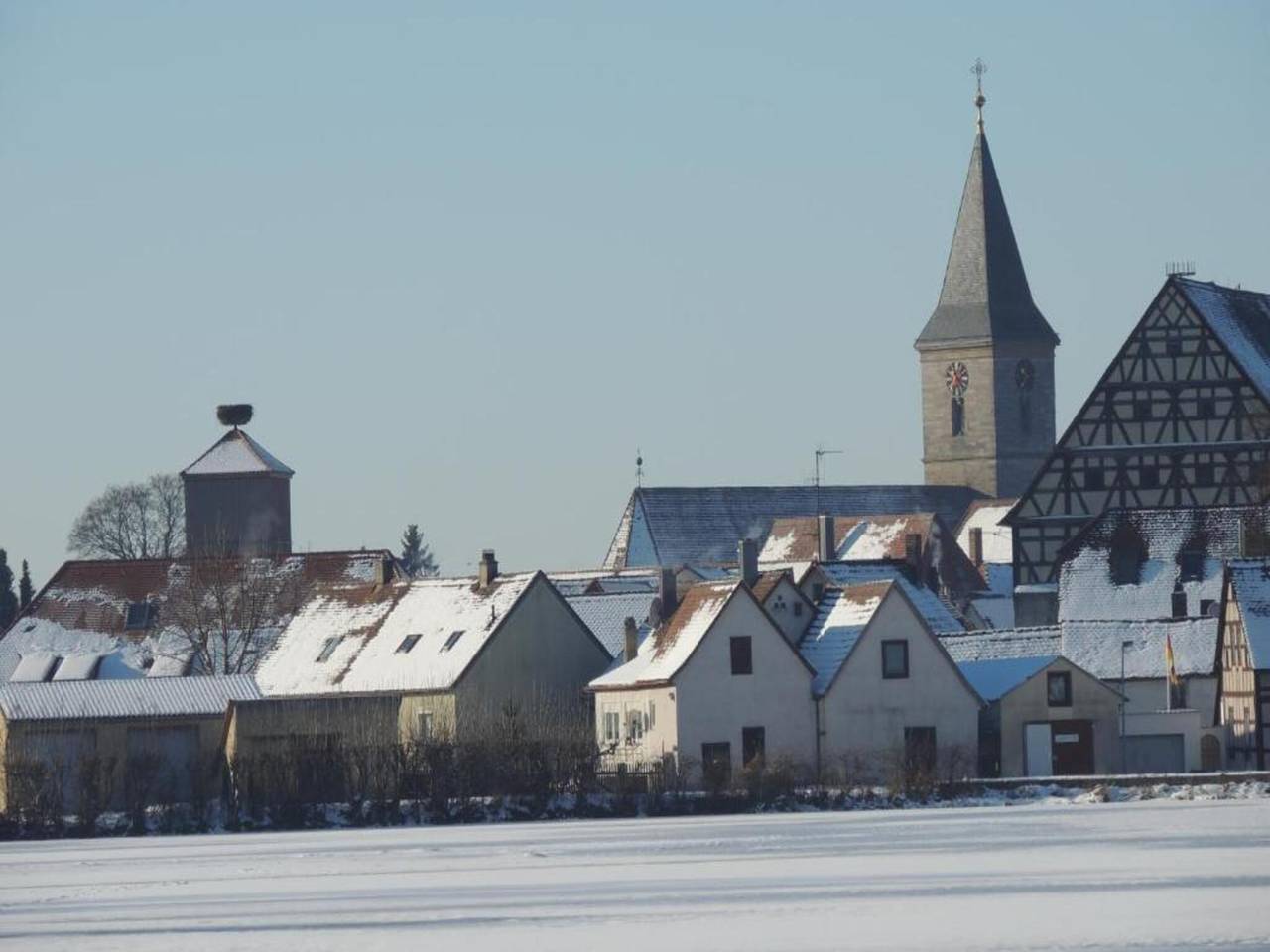 Hotel-Gasthof Neue Post - Budget Einzelzimmer in Leutershausen, Romantische Straße