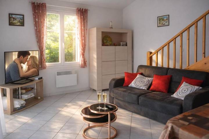 Gîte pour 5 personnes, avec vue et balcon dans Plage des Vergnes - 2