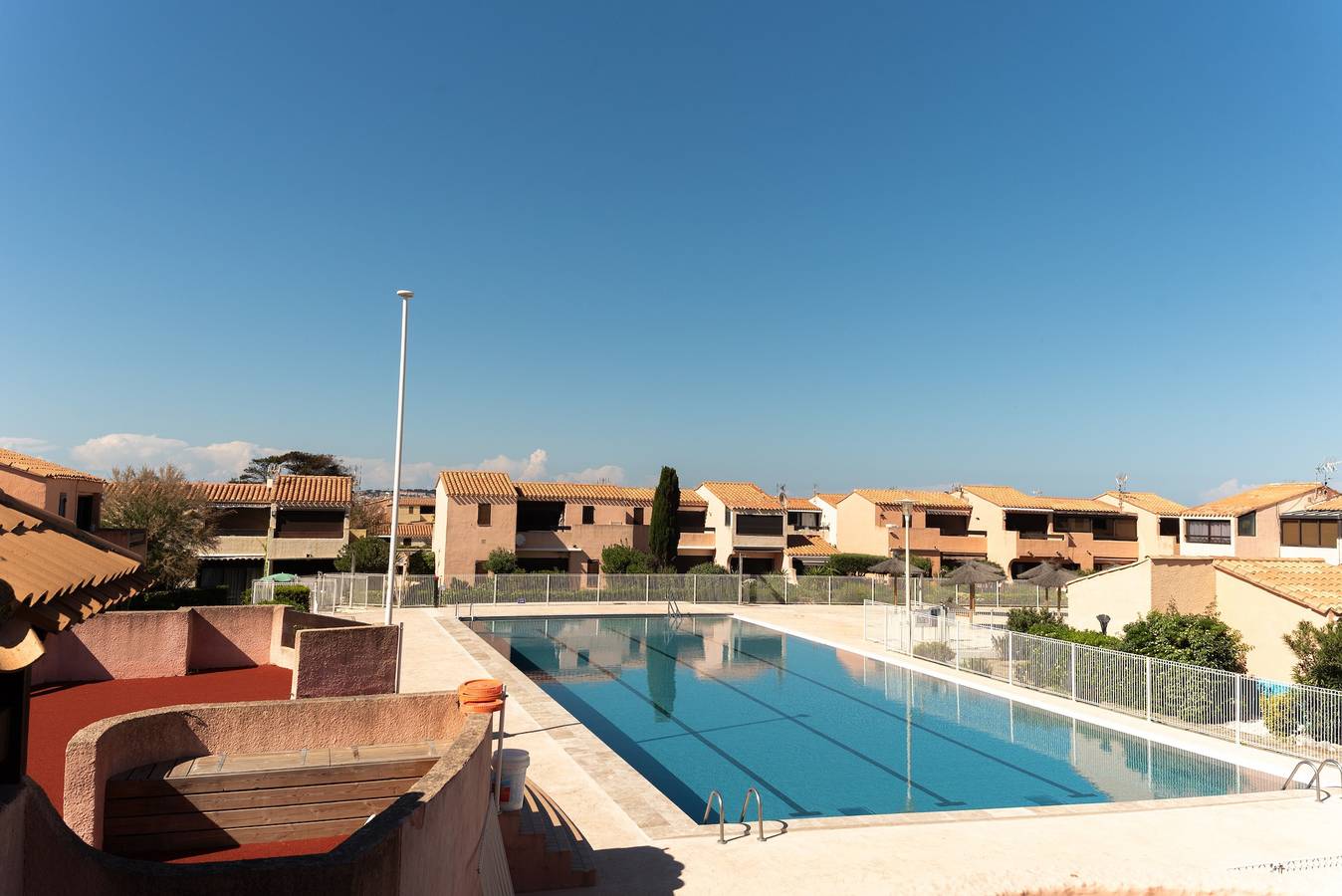 Entire apartment, Apartment 'Leucate Aphrodite Village' with Shared Pool, Shared Garden and Balcony in Port Leucate, Leucate