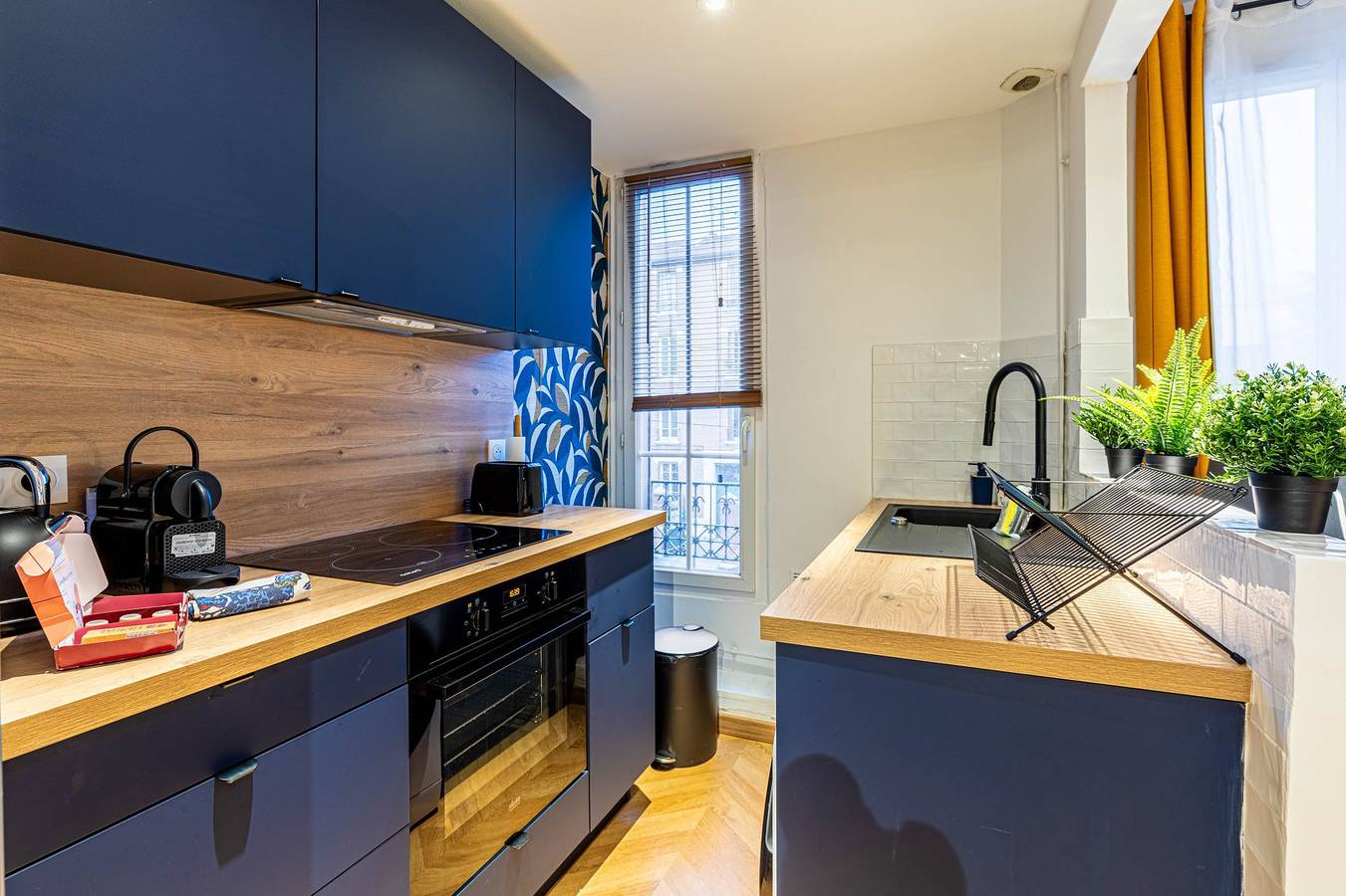 Apartamento entero, Guestready - Colourful flat for 4, 30m from Paris in Rosny-sous-Bois, Sena-Saint Denis
