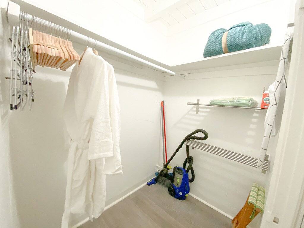 Welcome home! Your beach cottage awaits! in Fort Lauderdale, Broward County