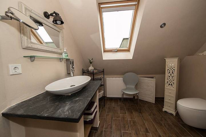 Ferienwohnung für 2 Personen, mit Balkon und Garten sowie Sauna in Pünderich - 3