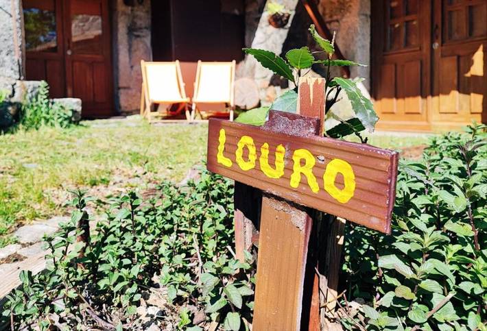 Location de vacances pour 6 personnes, avec vue ainsi que jardin et terrasse, animaux acceptés à Castro Laboreiro - 4