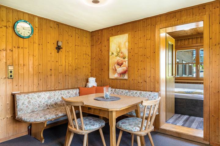 Ganze Wohnung, Apartment 'Kojen' mit Bergblick, Gemeinschaftsgarten und Wlan in Bregenzerwald (Vorarlberg), Krumbach (Vorarlberg)