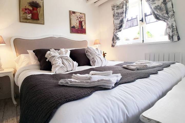 Location de vacances pour 2 personnes, avec jardin à Berville-sur-Mer - 3