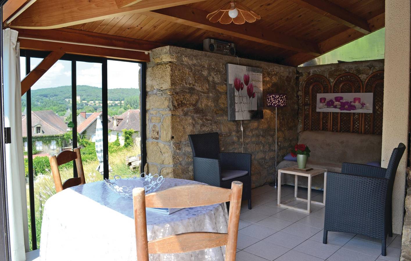 Appartement avec piscine près de la rivière Dordogne in Cénac-et-Saint-Julien, Périgord Noir