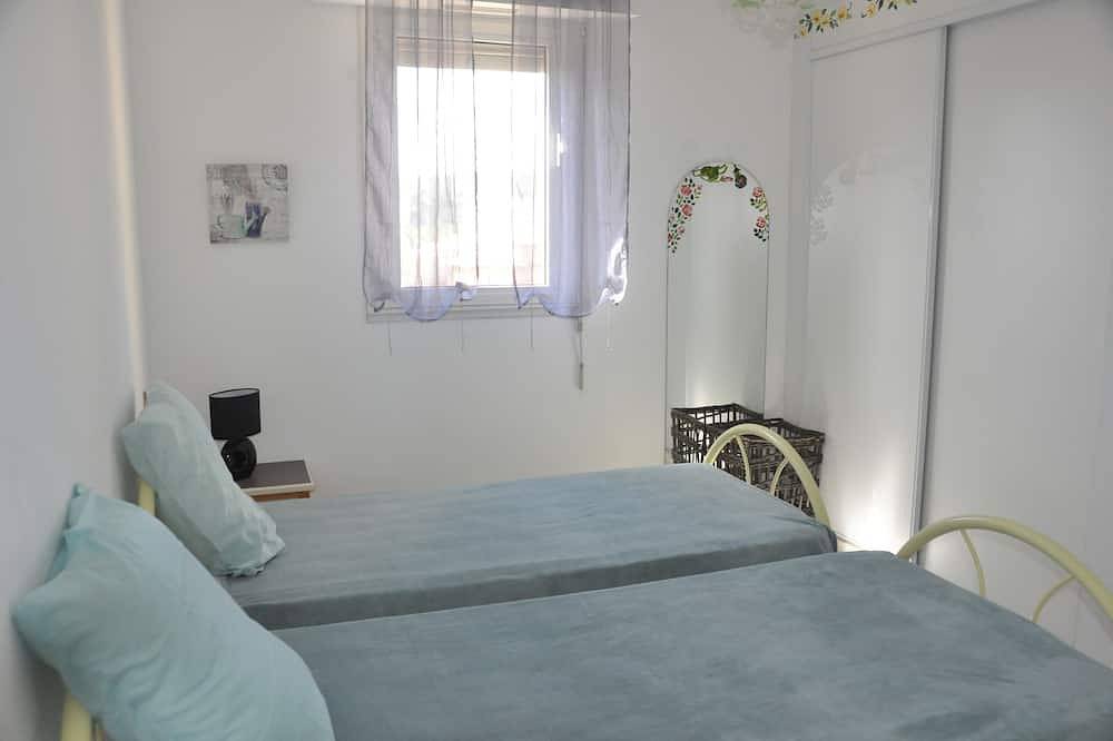 Geheel appartement, Waterfront, 58 m² appartement met airconditioning en een dubbel balkon in Narbonne Plage, Narbonne