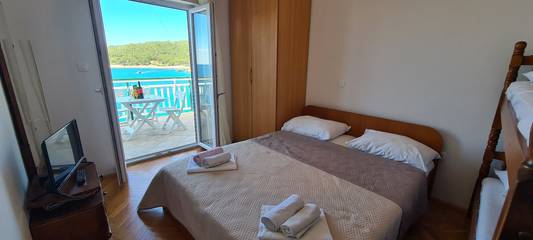 Ferienwohnung für 4 Personen auf Hvar