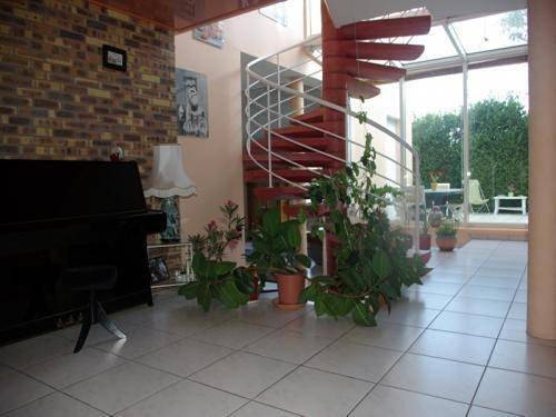 Chambre d’hôte pour 2 personnes, avec piscine ainsi que vue et jardin à Le Puy-en-Velay - 4