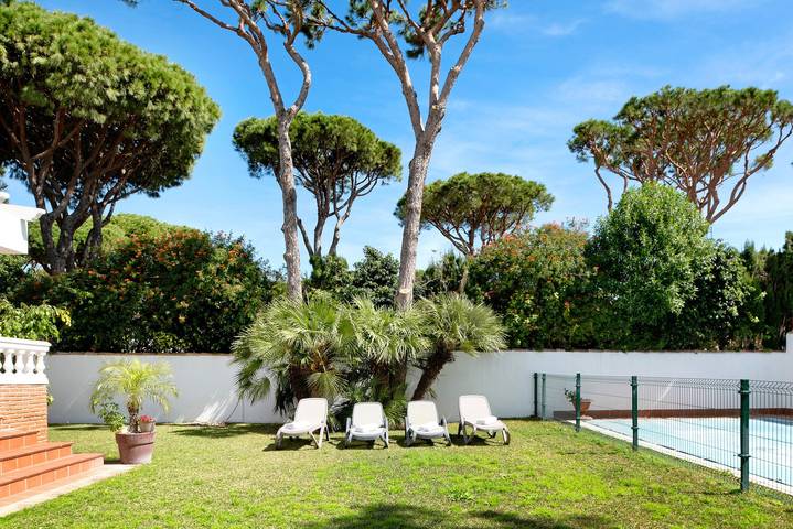 Villa privada con piscina en Chiclana de la Frontera in La Barrosa, Chiclana de la Frontera
