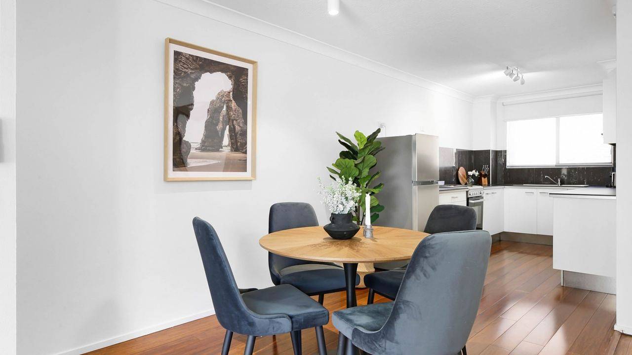 Entire holiday apartment, Ferienwohnung für 4 Personen (76 m²) in Burleigh Heads in Burleigh Heads, Queensland