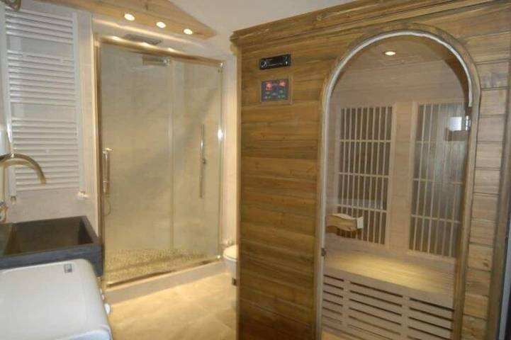 Ganze Wohnung, Zimmer-Apartment exklusives Duplex anzuzeigen Matterhorn Ski - Sauna - Wifi in Cervinia Cielo Alto, Valtournenche