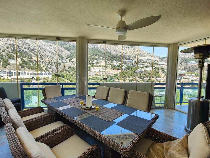 Chalet para 10 personas, con terraza además de vistas y piscina, Se admiten mascotas en Marina Baja - 2