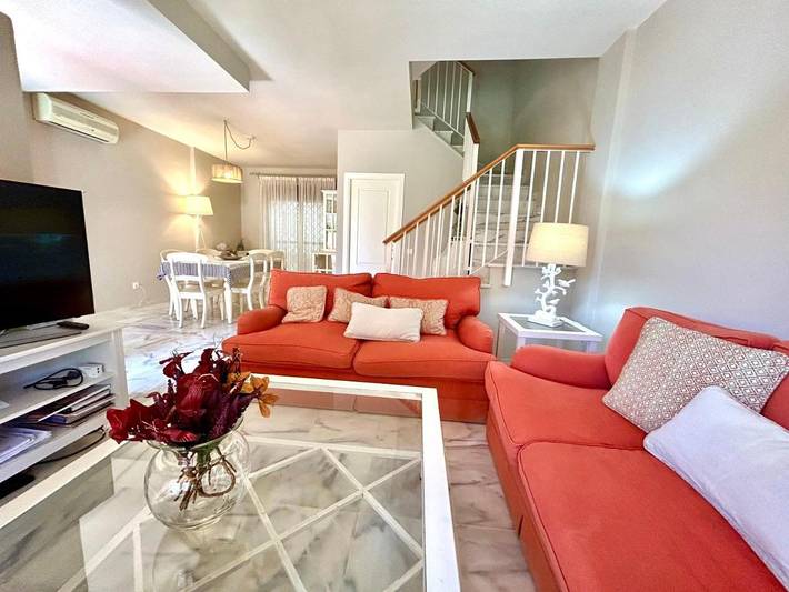 Casa de huéspuedes para 10 personas, con vistas además de terraza y jardín en Costa de la Luz