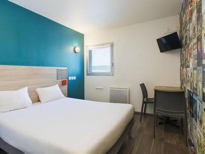 Hôtel pour 2 personnes, avec terrasse et jardin, animaux acceptés à Igny (Essonne)