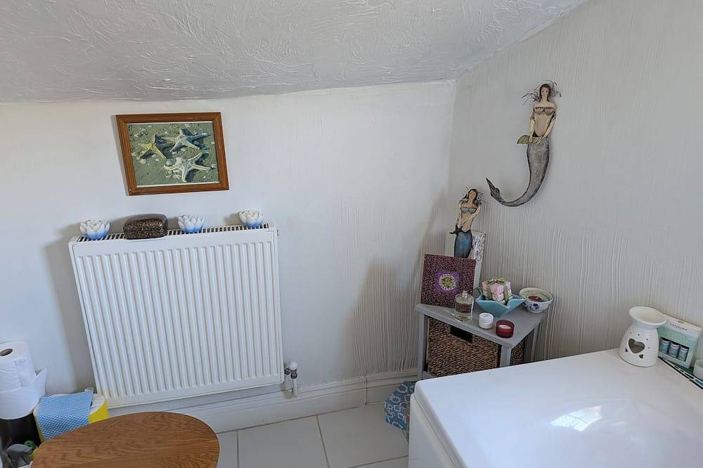 Cosy ,quirky 2-bedroom cottage in a quaint village near Newton Abbot in Newton Abbot, Devon