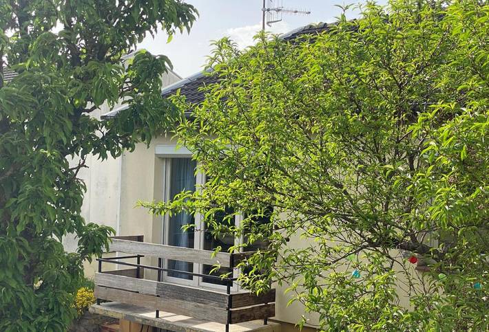 Location de vacances pour 4 personnes, avec Balcon ainsi que Terrasse et Jardin à Frouard