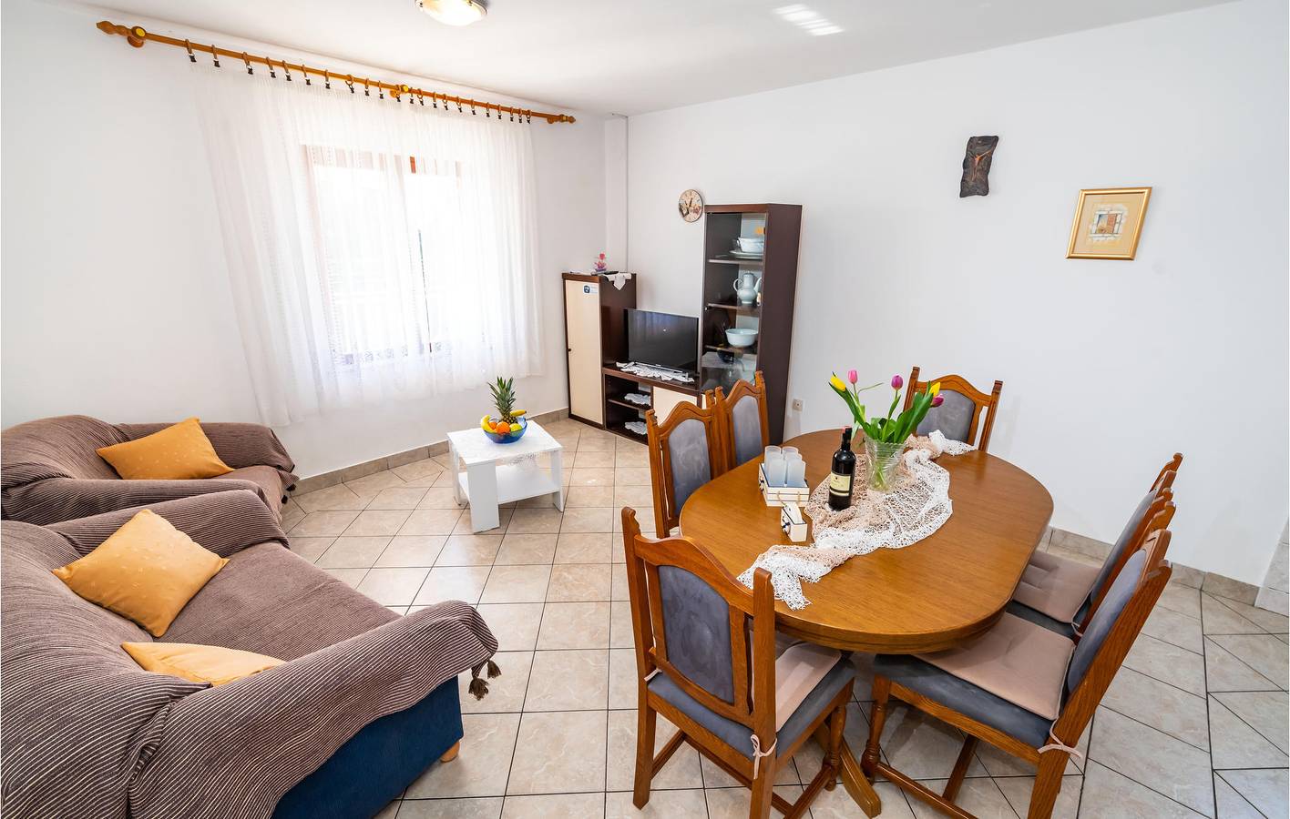 Ganze Ferienwohnung, Ferienwohnung für 10 Personen mit Garten in Maslenica, Zadar