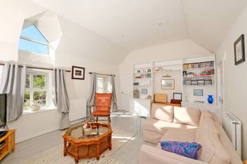 Villa for 4 Guests in Aberdeenshire, Scotland, Picture 4