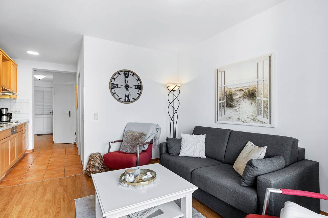 Entire apartment, Haustierfreie Ferienwohnung in erstklassiger Strandlage an der Ostsee mit Loggia in Ostseebad Kühlungsborn, Kühlungsborn