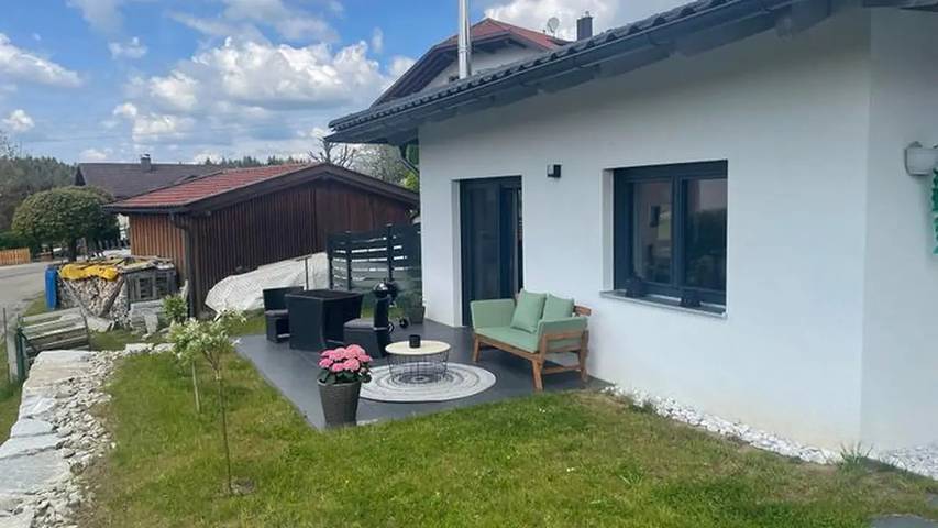 Ferienwohnung für 4 Personen, mit Whirlpool und Terrasse sowie Garten - 1