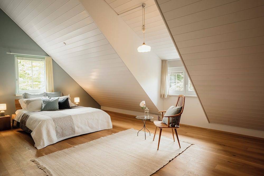 Bezauberndes Cottage mit verwunschenem Garten und Kamin in Wagenhausen, Bodensee (Schweiz)