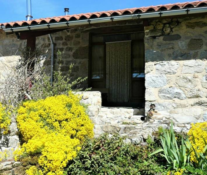 Gîte pour 5 personnes, avec terrasse et jardin, animaux acceptés - 1