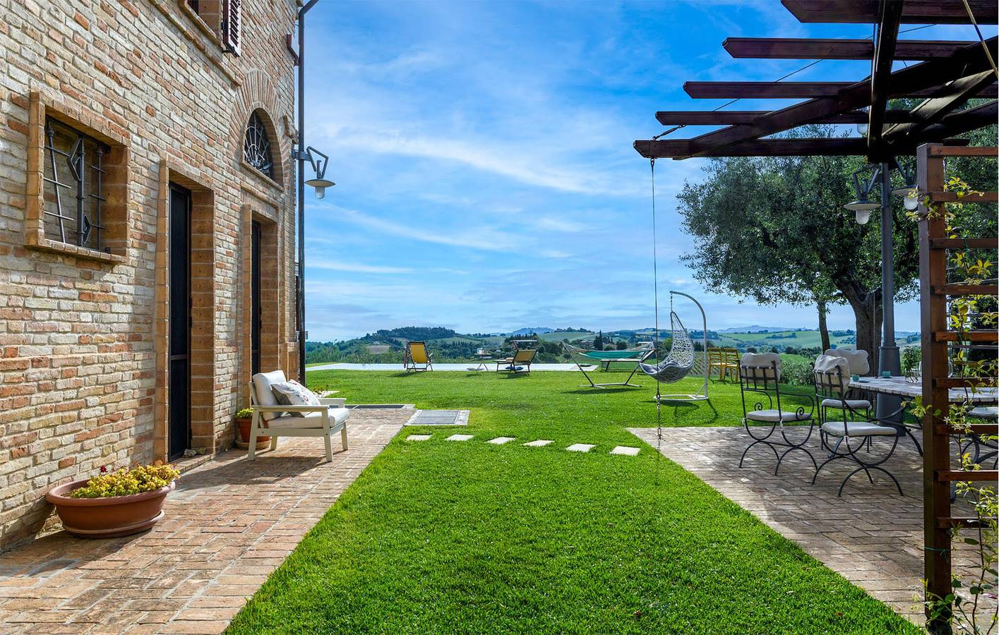 Maison de vacances pour 8 personnes avec terrasse in Macerata, Province de Macerata