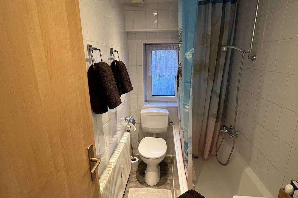 Ganze Wohnung, Schöne, ruhig gelegene, zentrale Ferienwohnung in Stadtmitte, Zweibrücken