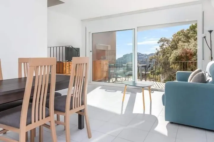 Appartement de vacances pour 5 personnes, avec jardin ainsi que piscine et balcon - 1